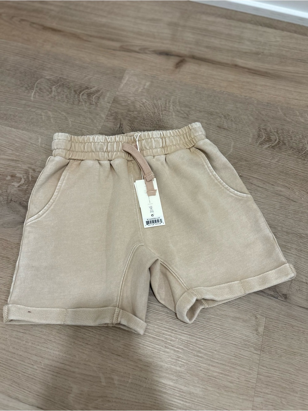 NWT Rylee + Cru Light Relaxed Shorts with Drawstring